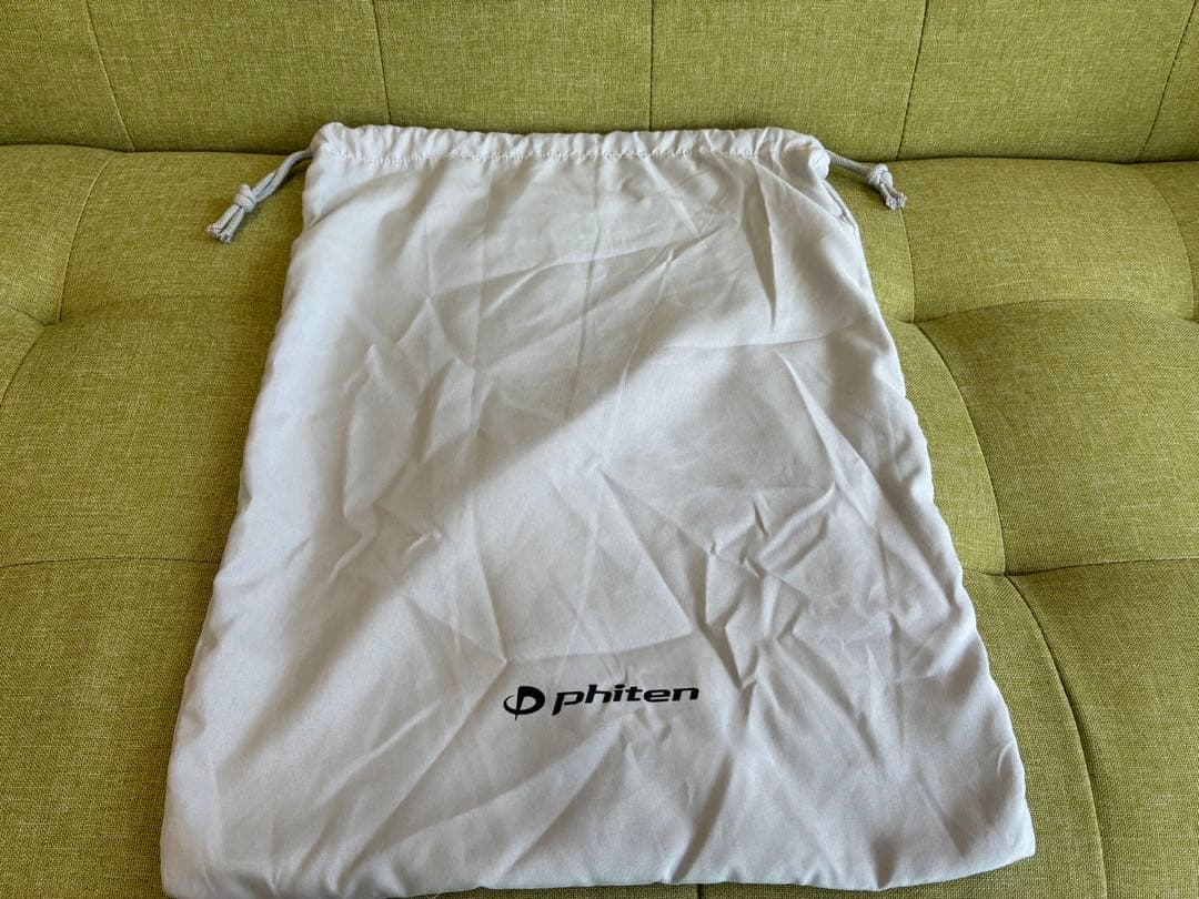 ファイテンタオルピロー（ほぼ新品）