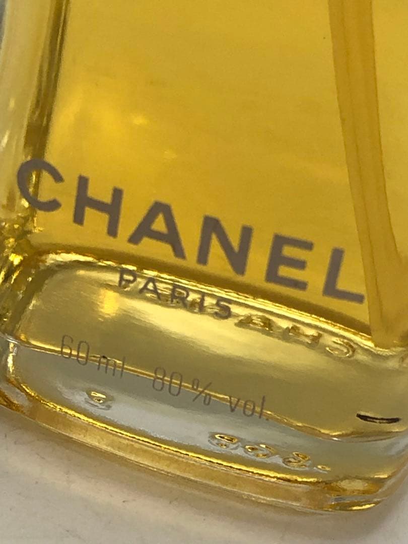 CHANEL クリスタル　香水　60ml 18701149