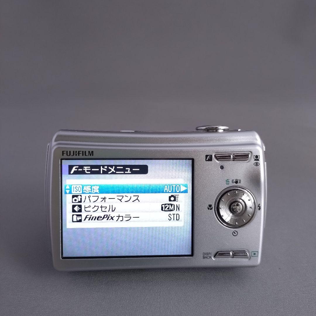 【美品】FUJIFILM FinePix F100fd