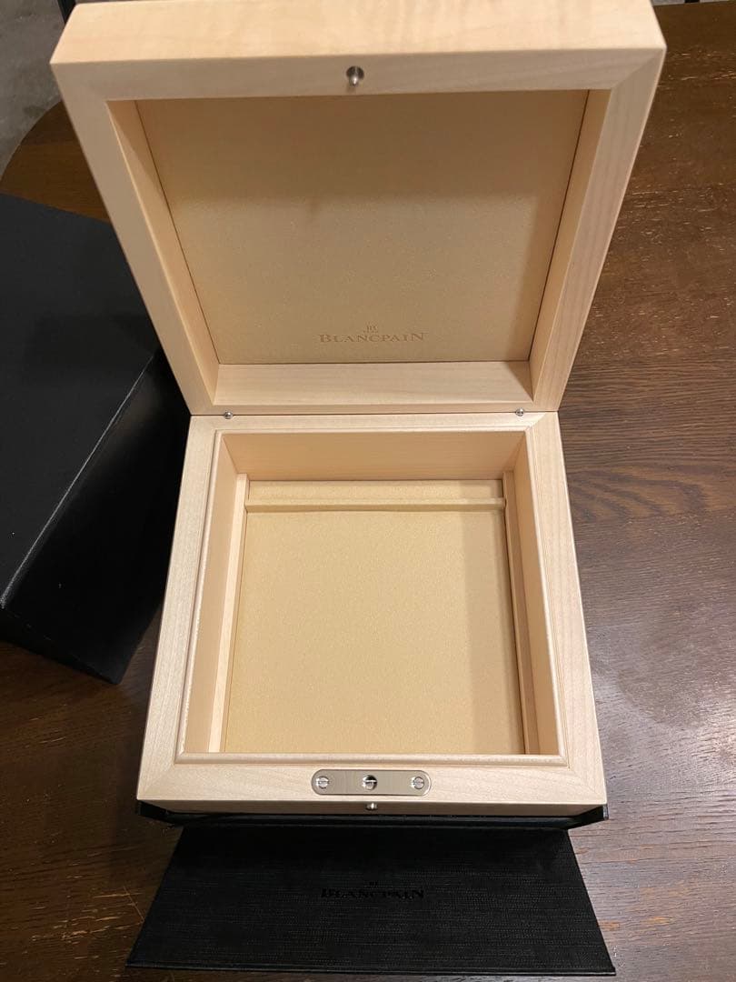 BLANCPAIN ギフトボックス 木製 箱のみです