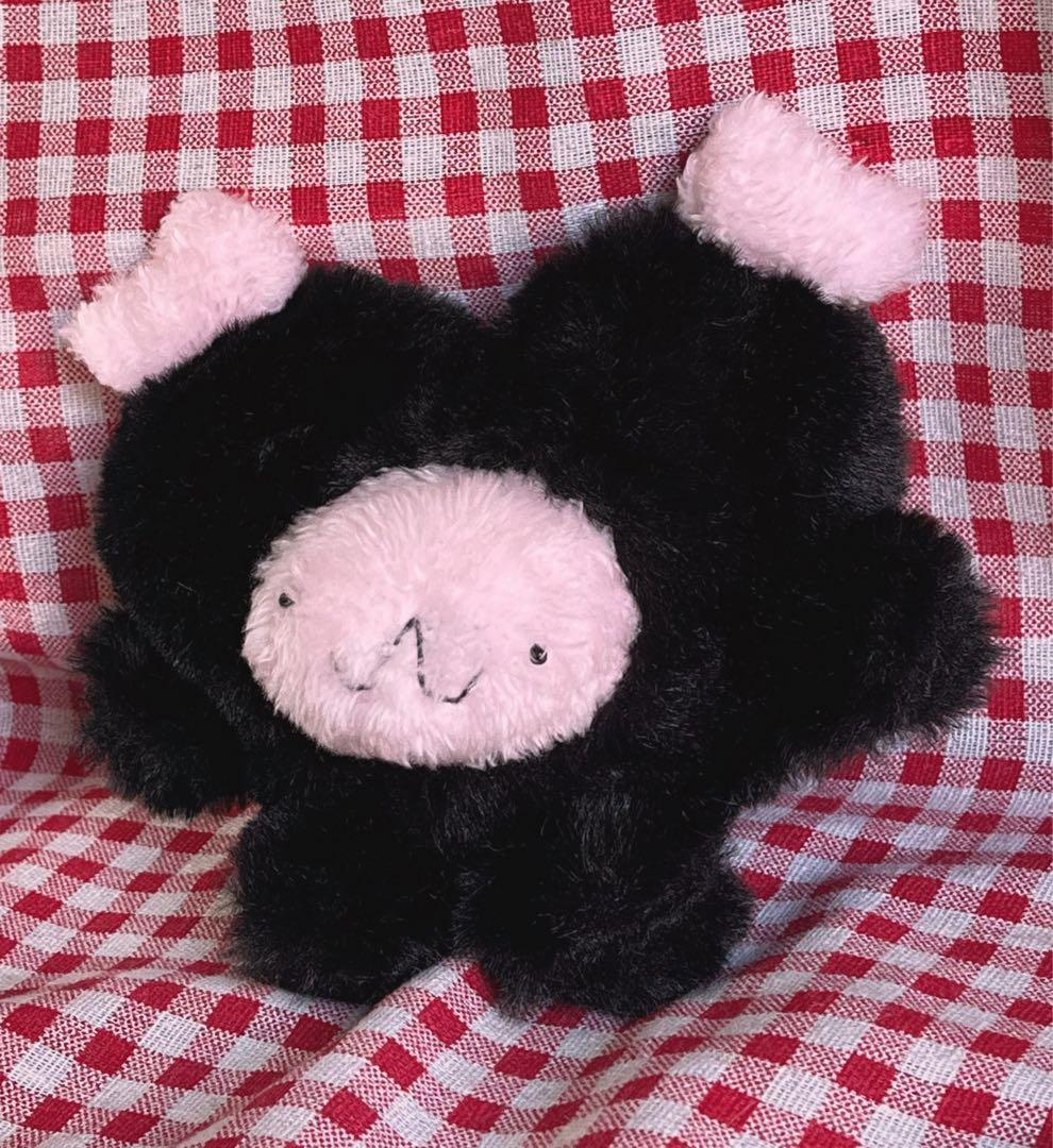 ダークいえてぃのぬいぐるみ