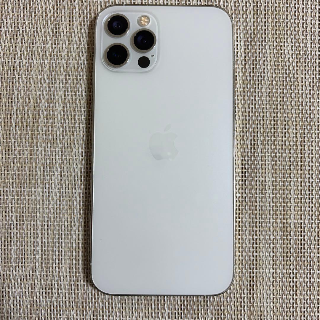 Apple iPhone 12 Pro シルバー 本体　simフリー