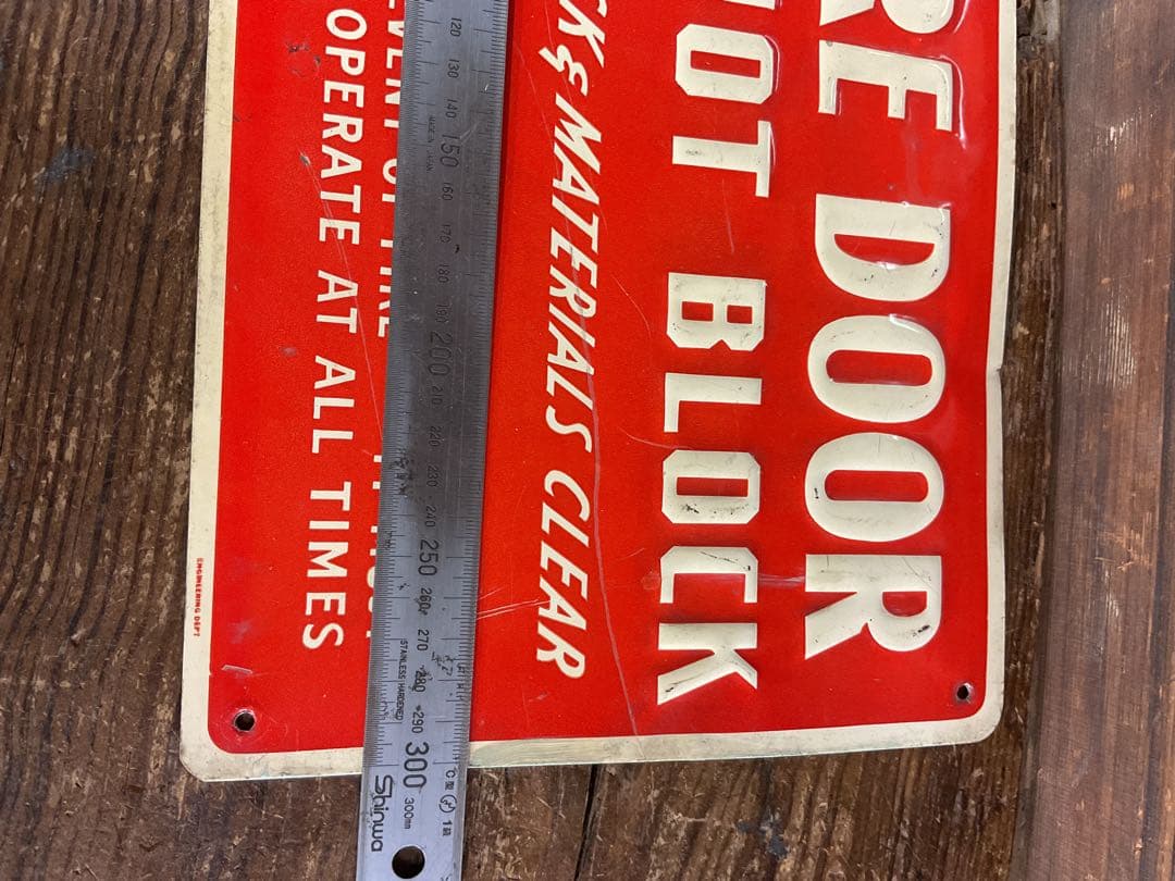 USA看板 FIRE DOOR