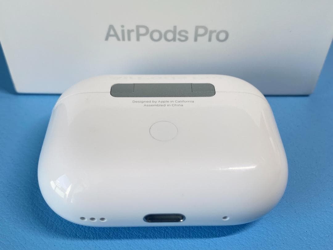 AirPods Pro 第2世代 充電ケースのみ A2968 NPHV