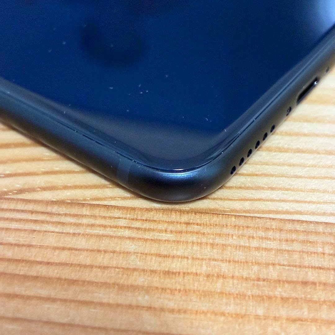 yy17280E バッテリー新品　iPhoneSE第3世代64GB SIMフリー
