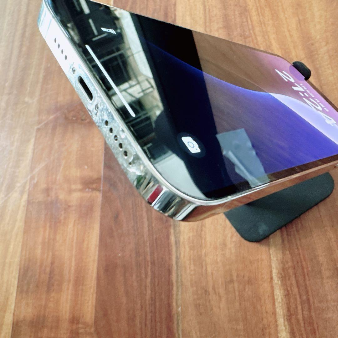 iPhone 12 Pro Max 256GB シルバー バッテリー81%