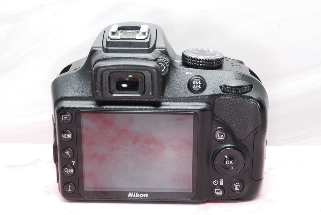 ちょっと訳あり❣️Nikon D3400 一眼レフカメラ シンプル操作