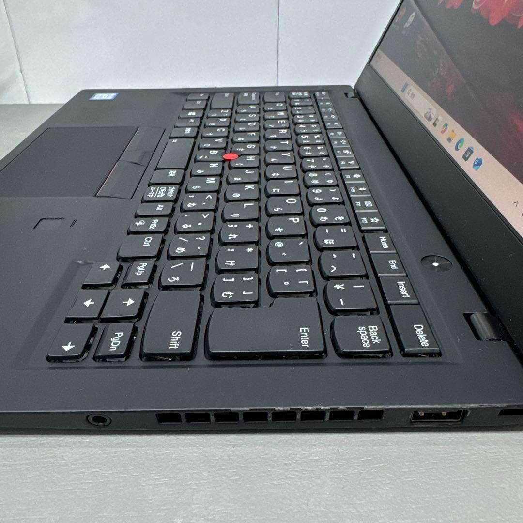【高性能】ThinkpadX1カーボン☘8世代i7メモリ16☘️NVMe512