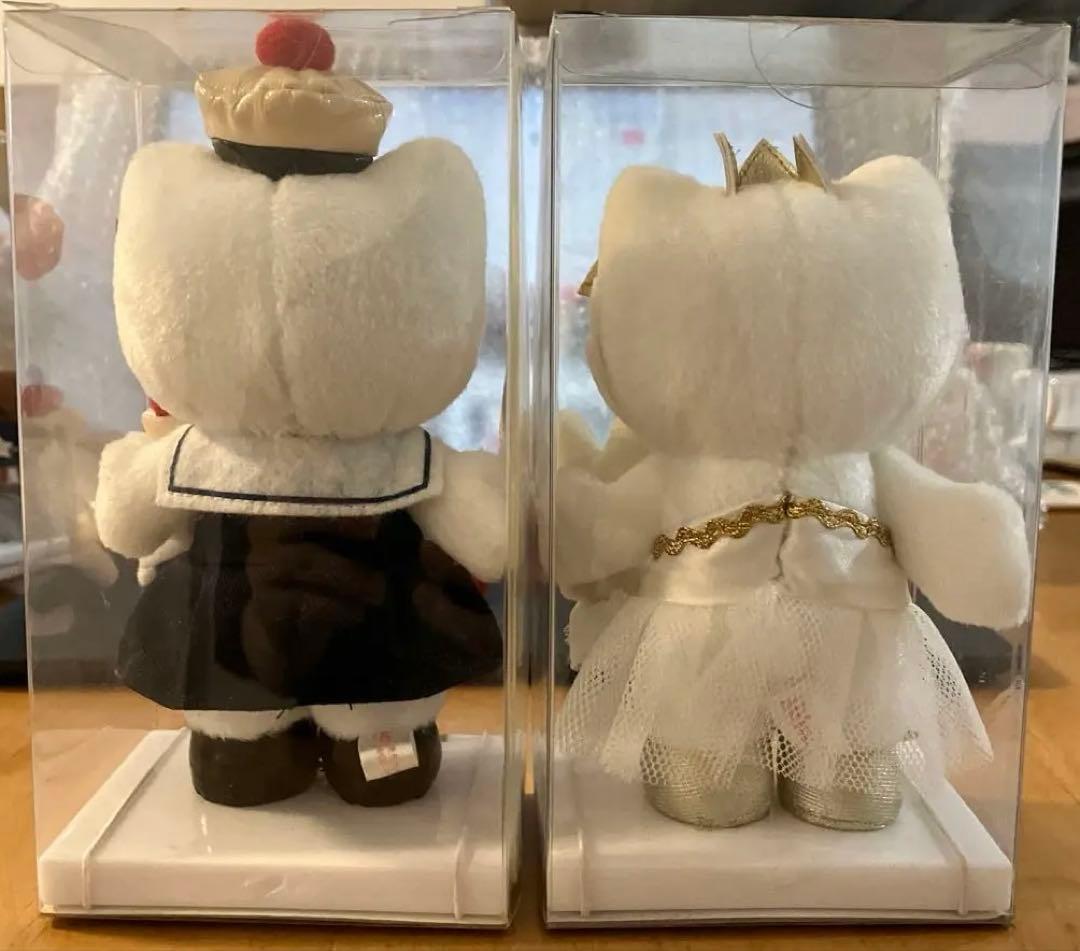 非売品　ハローキティ マンスリードール　２体セット③ ぬいぐるみ　レア