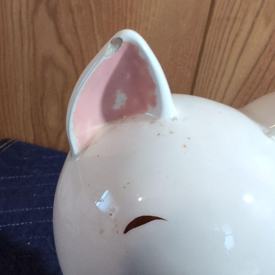 内藤ルネ　白い猫の貯金箱 花柄の首輪付き