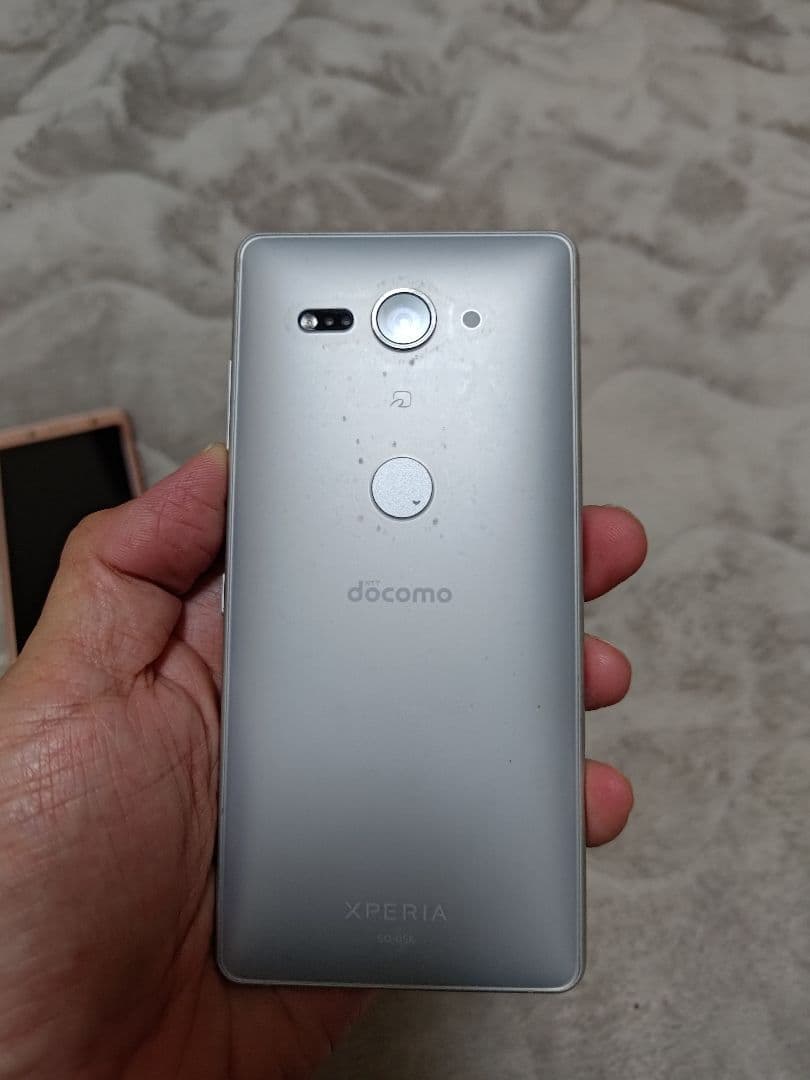 docomo Xperia XZ2 Compact SO-05K　2台セット