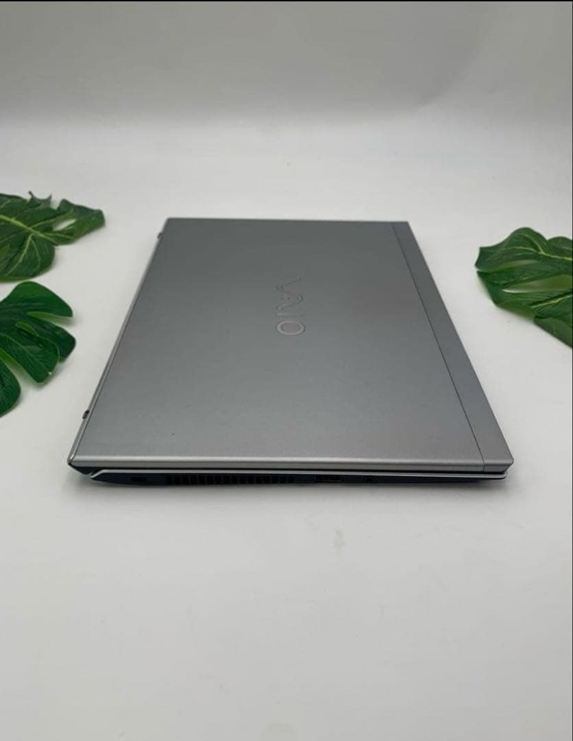VAIO Pro PG 12世代Core i5 8GB SSD256GB