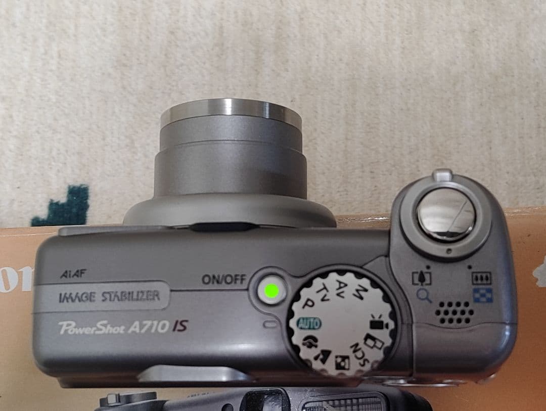 【単3電池式】キャノン PowerShot A710 IS 本体と付属品