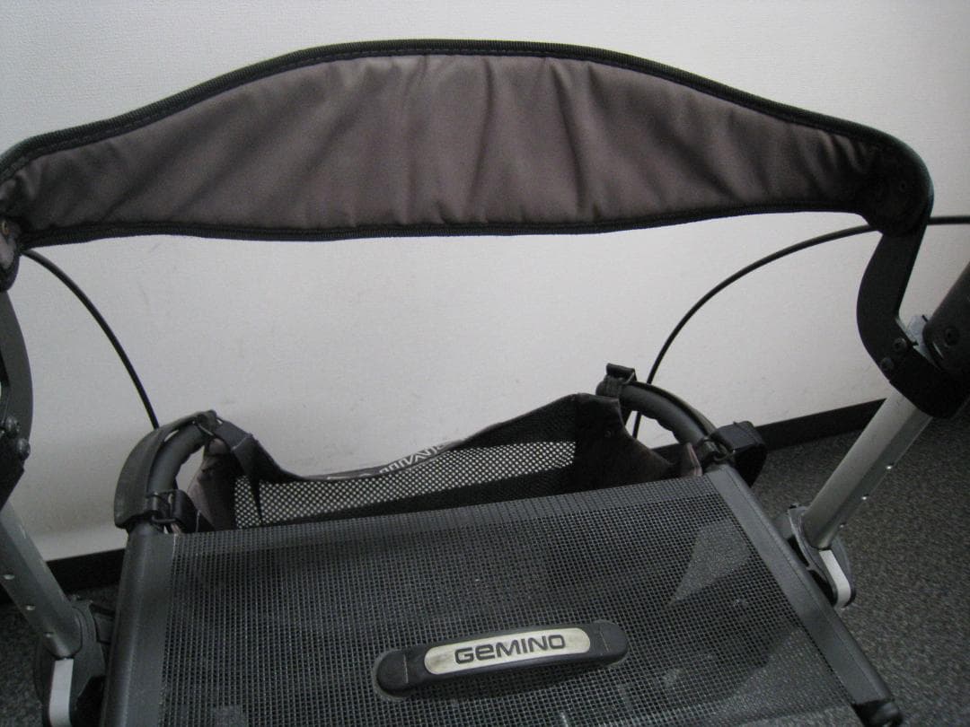 ハンディウォークＬ　GEMINO 30 歩行器 歩行車 パナマウントベッド