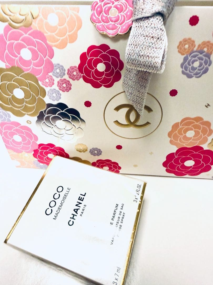 CHANEL新作限定完売ココマドモアゼルチャーム香水未開封