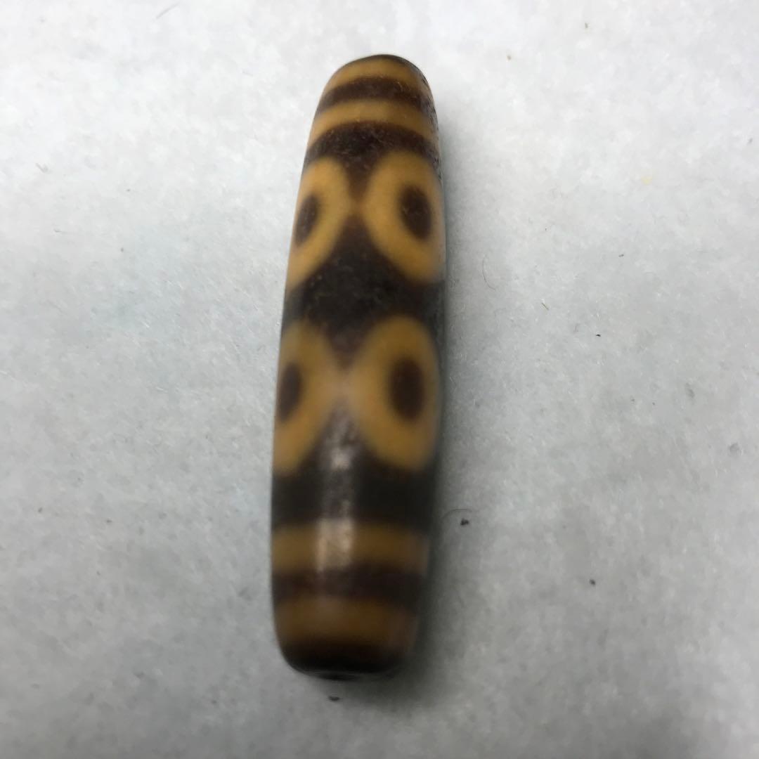超激レア珍品‼︎ 幻の一品　古代黄牙　双線ハ眼天珠　馬蹄痕　黒朱砂　特別出品