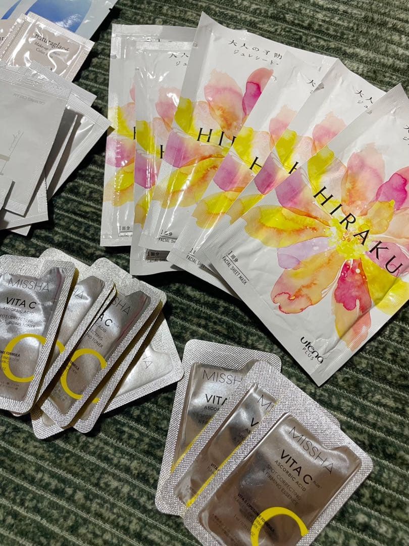 コスメ・化粧✨試供品のまとめ売り 24