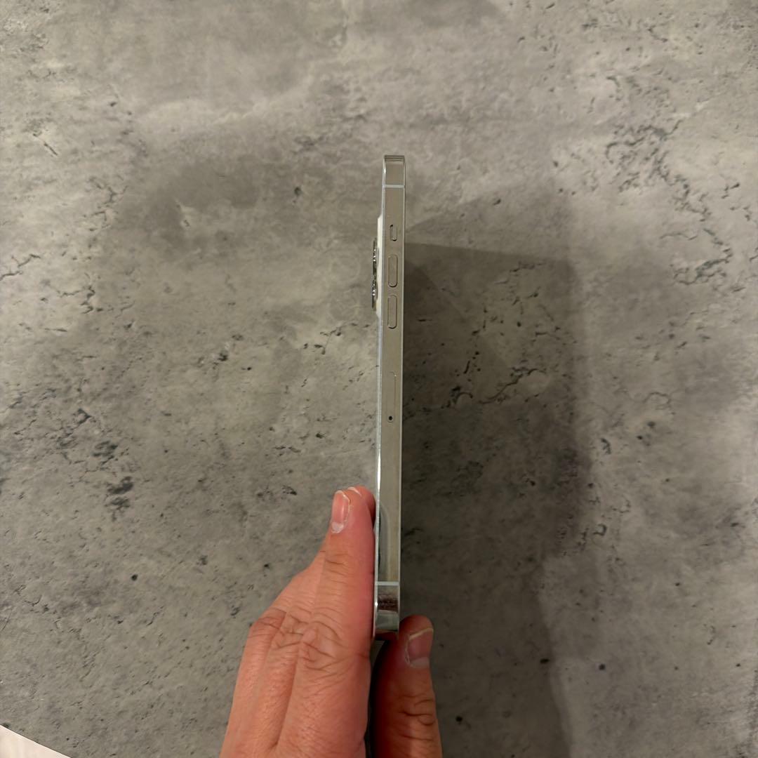 Apple iPhone 12 Pro Max512GBホワイト SIMフリー
