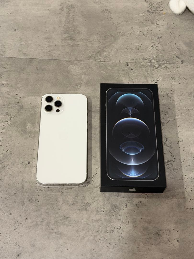 Apple iPhone 12 Pro Max512GBホワイト SIMフリー