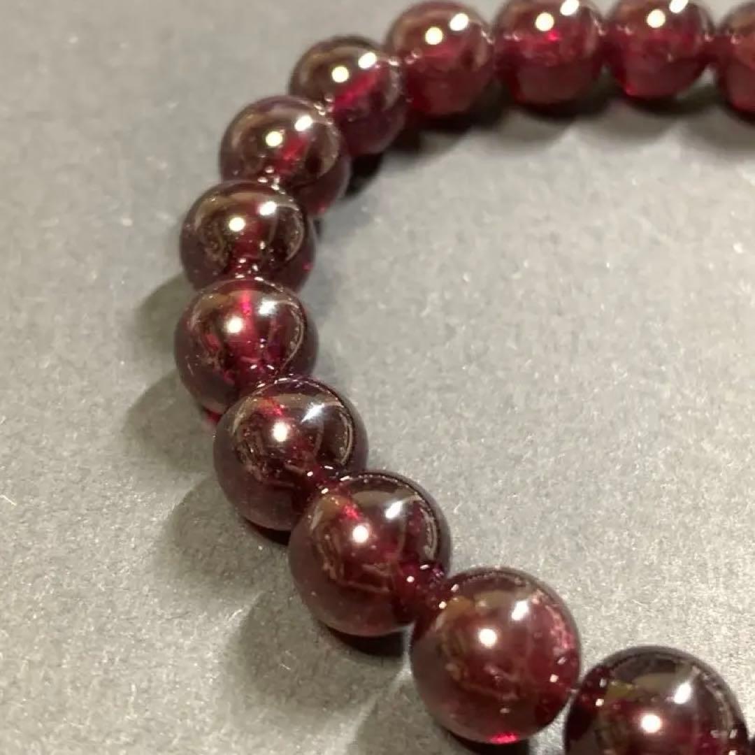 極上【スター効果】ガーネット 8mm 16cm 天然石ブレスレット