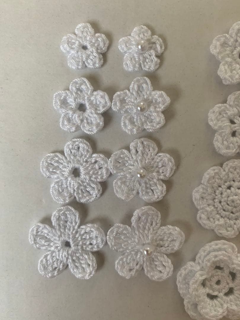 ハンドメイド　お花モチーフ　レース編み