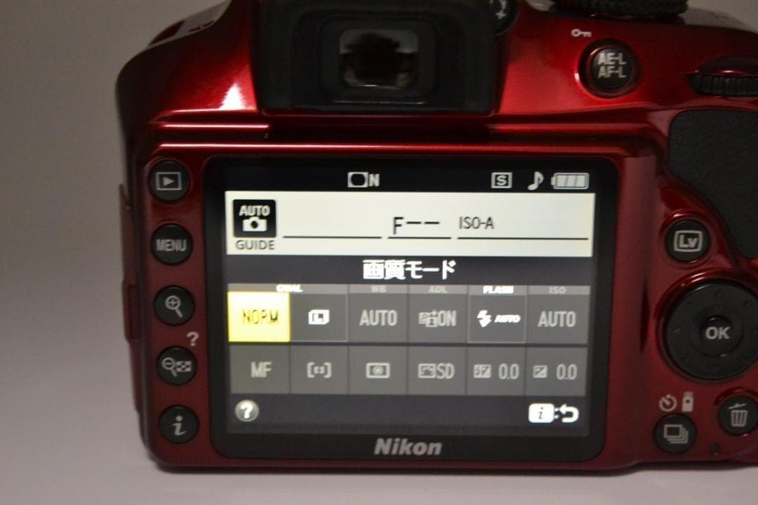■ ほぼ新品 S数極少■ ニコン　Nikon D3400 RED レンズキット