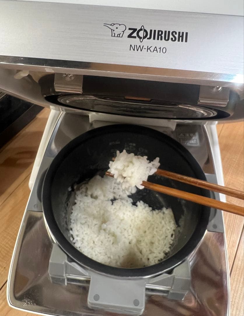 象印 炊飯器 NW-KA10 まだ正常に動作しています。2018年製