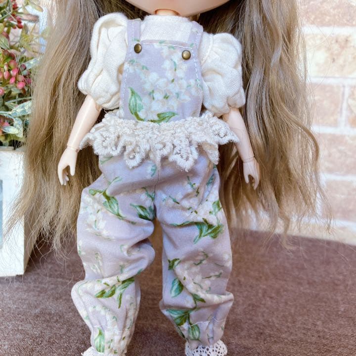 ハンドメイド　ネオブライスサイズ　サロペット&ヘッドドレスセット　スズラン
