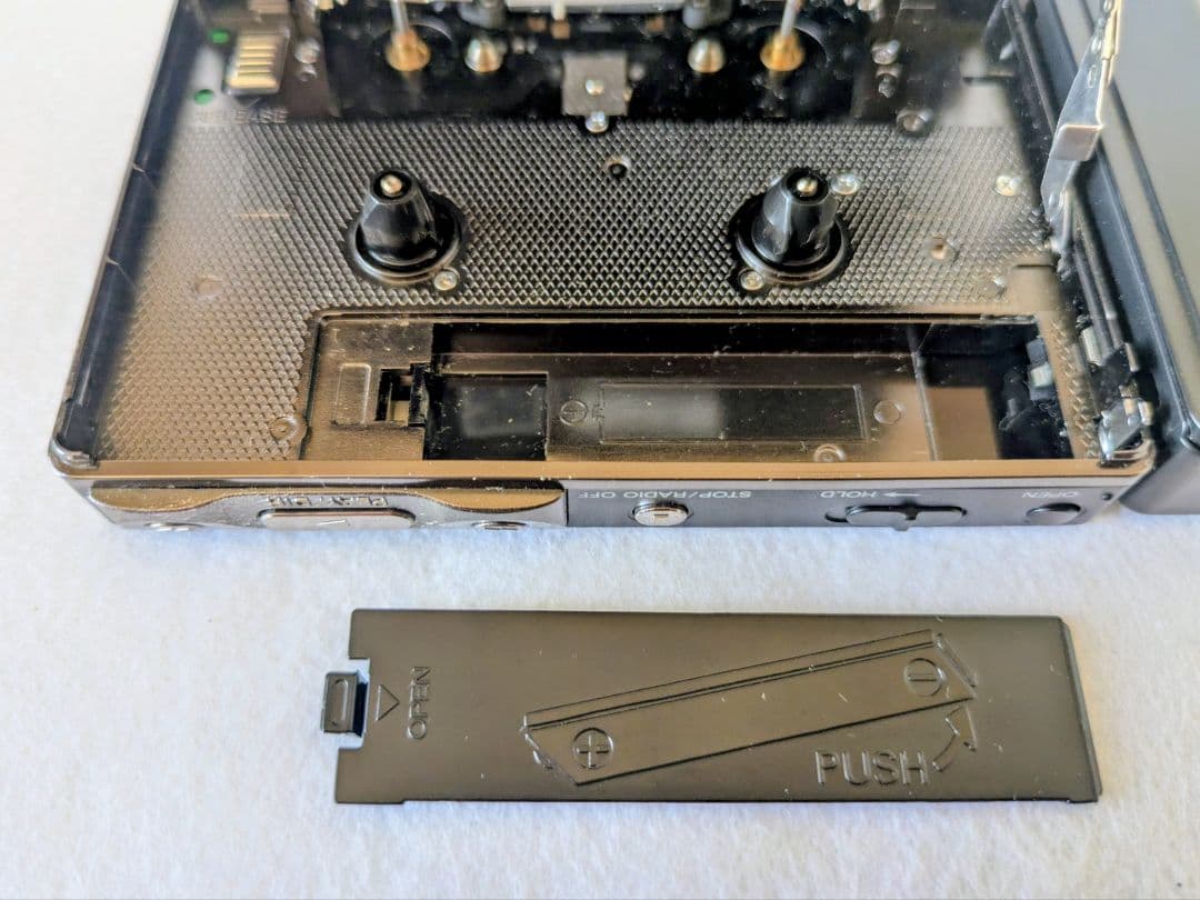 SONY WALKMAN WM-FX85｜充電器付・動作未確認・現状品