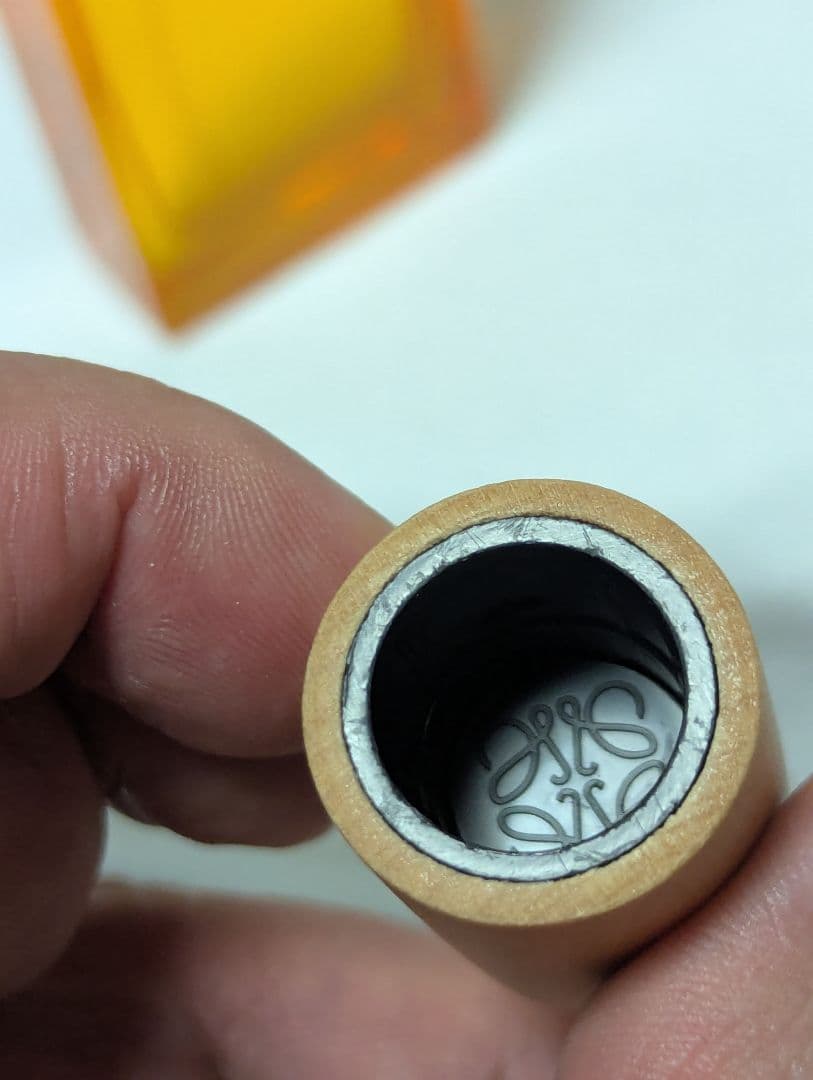 ロエベソロエラオードゥトワレ50ml