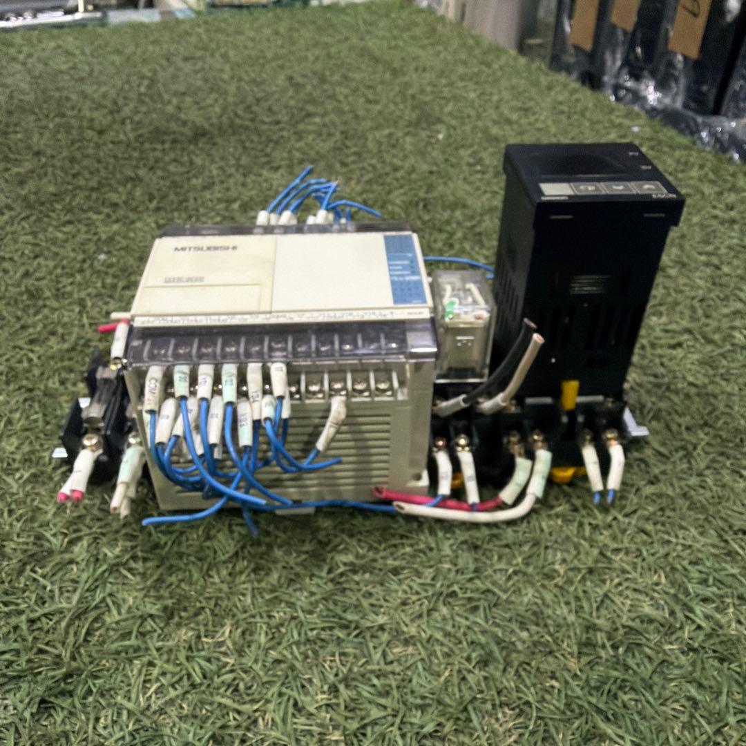 三菱電機　PLC FX1S-30MR + オムロン　E5CN-RTCU 動作保証