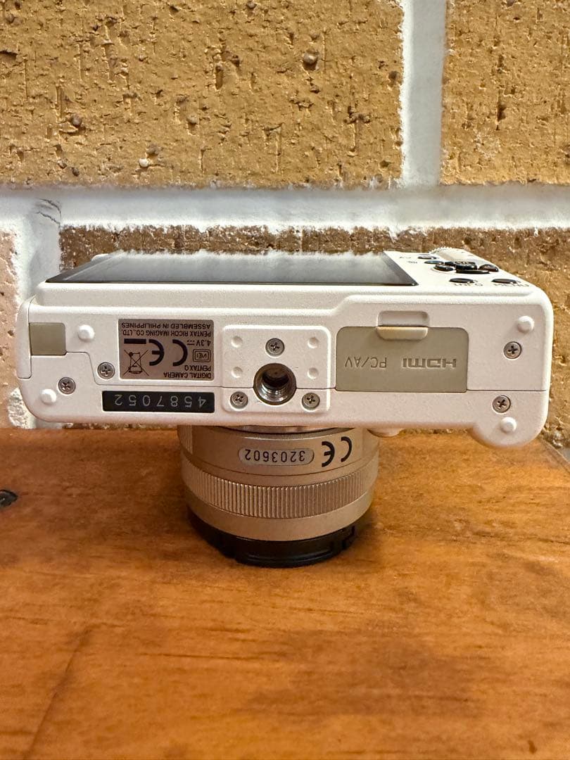 【美品】PENTAX Q ホワイト レンズキット　専用ケース付き
