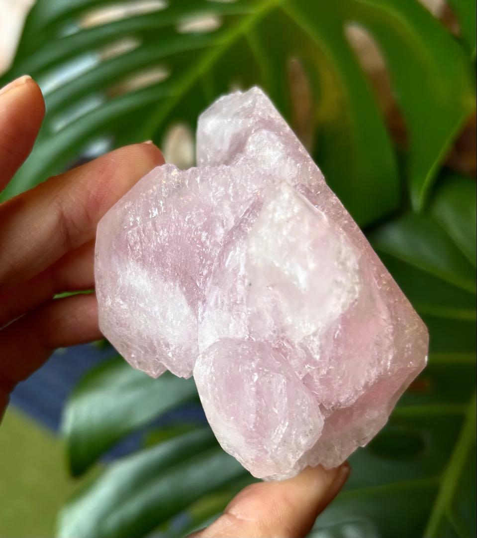Elestial Rose Quartzローズクォーツエレスチャル　コロンビア