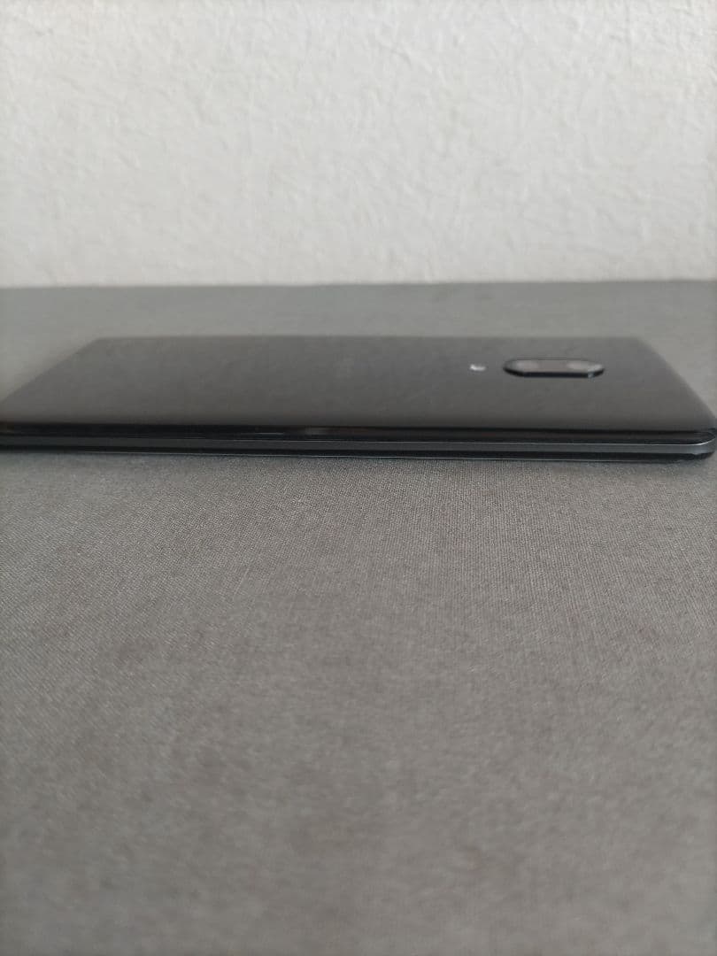 スマートフォン本体 SHARP AQUOS zero2 SH-M13