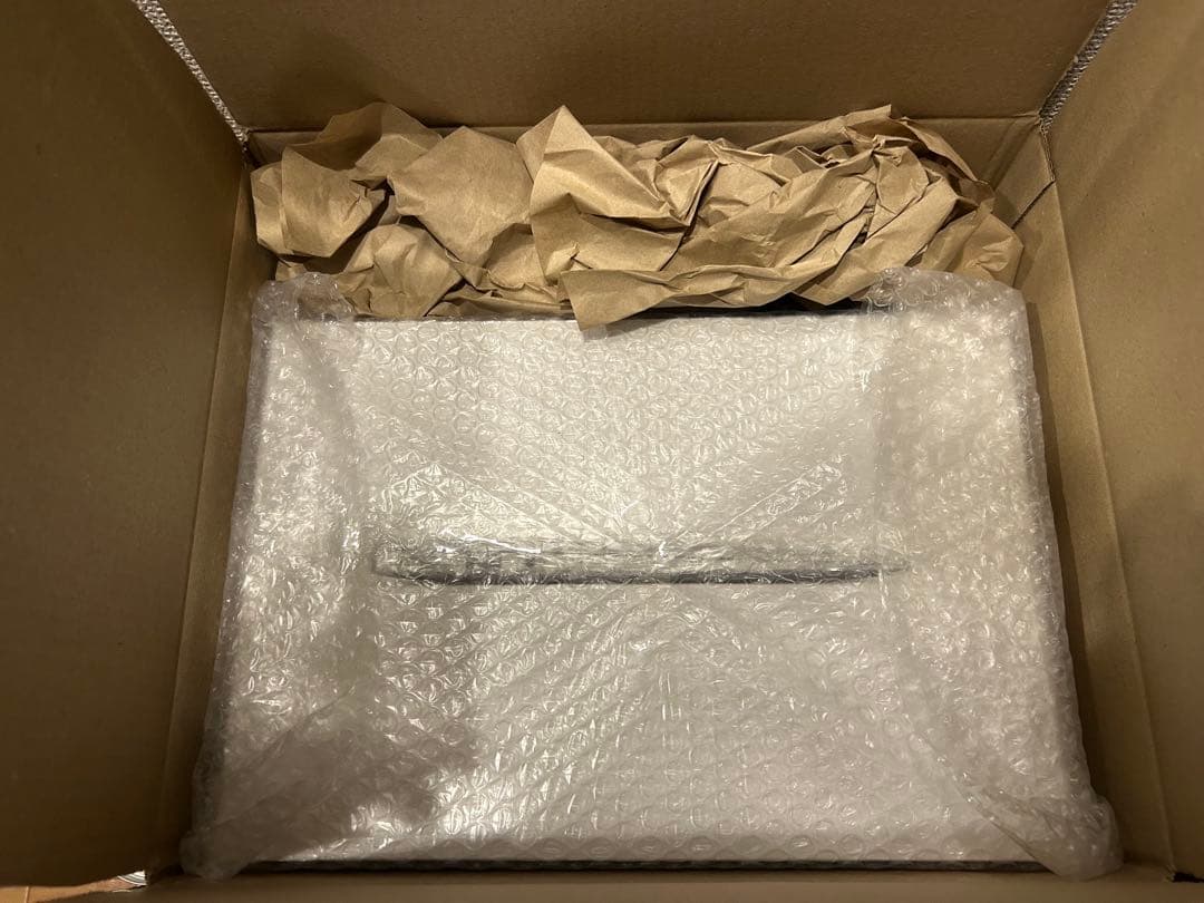 MacBook本体 Apple MacBook Air(intel corei5, 2013)