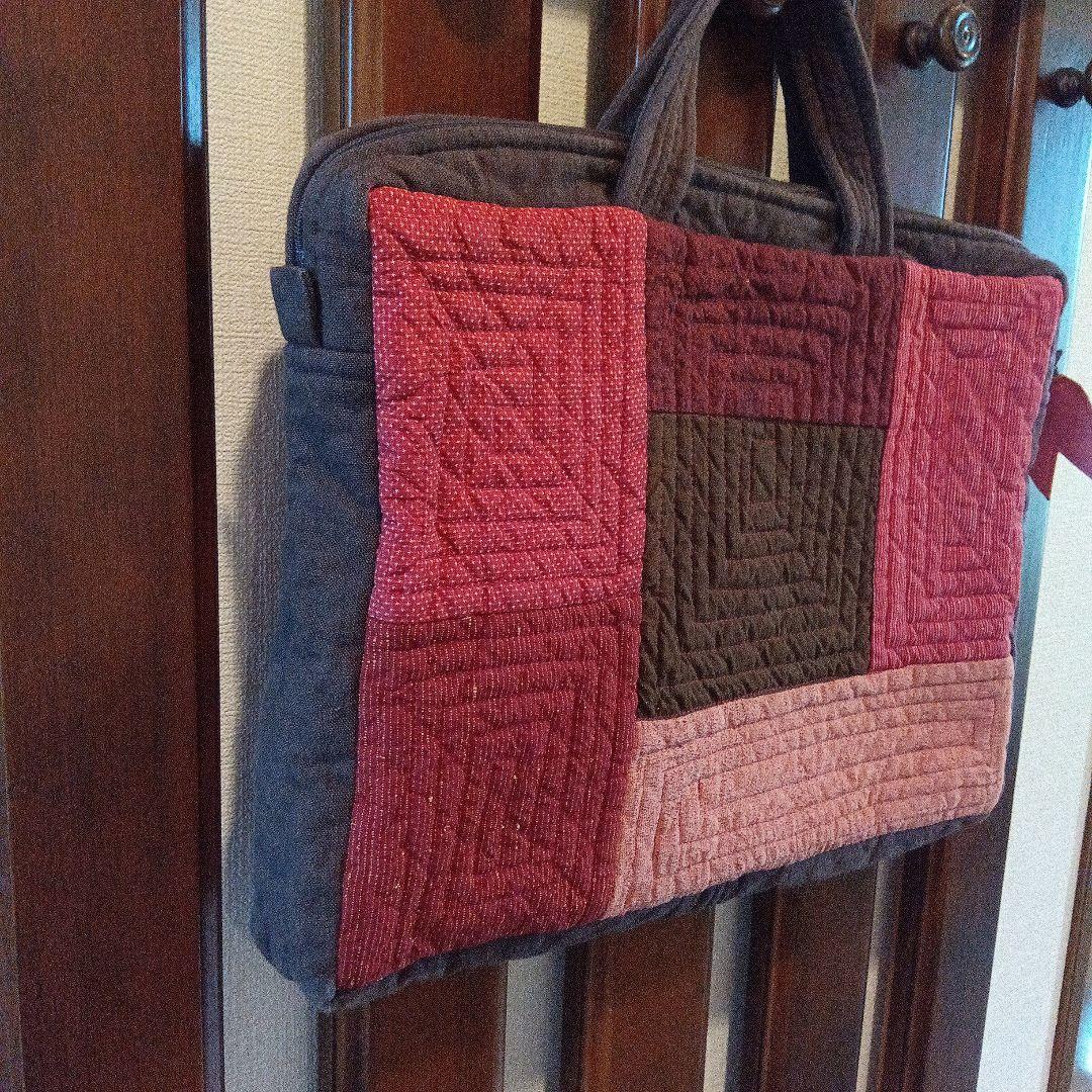 ハンドメイド作家　古布　赤 茶色　ピンク　個性的大きめ手提げカバン