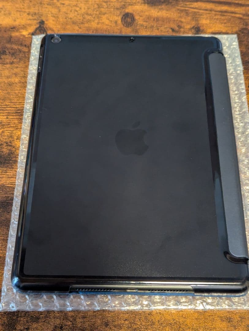Apple iPad 第８世代 32GB スペースグレイ セルラーモデル