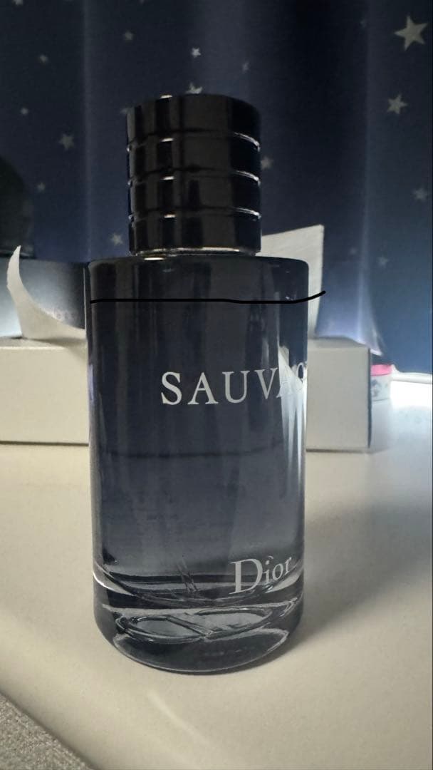 Dior 香水　SAUVAGE