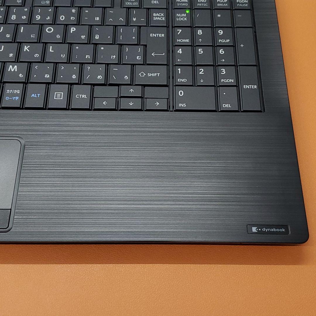 【商品番号1929】dynabook　15.6型ノートパソコン　2021年製