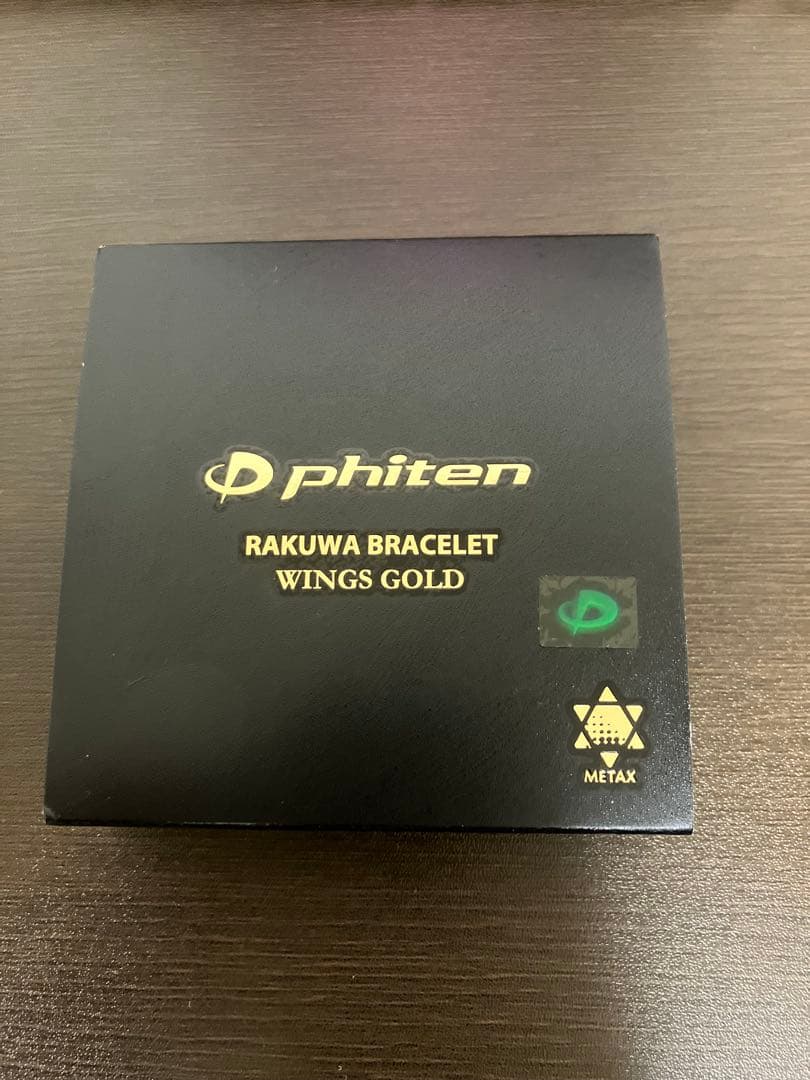 健康アクセサリー phiten RAKUWA BRACELET WINGS GOLD
