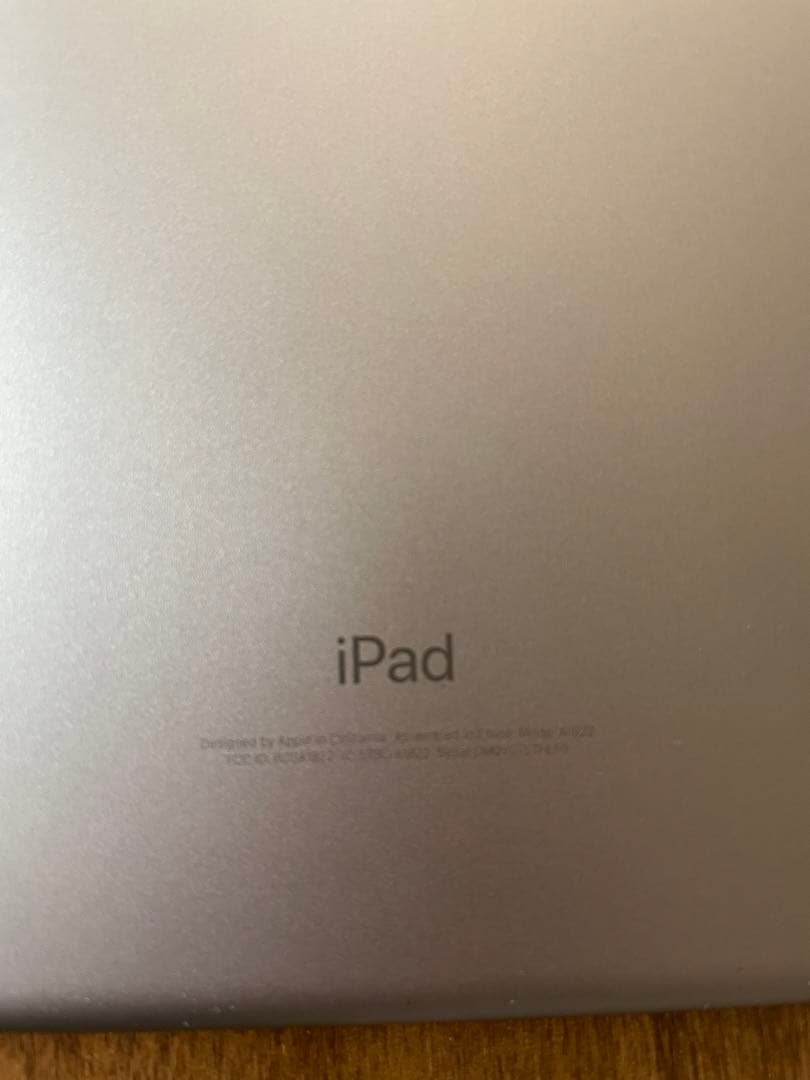 iPad 第5世代 Wi-Fi A1822 32GB スペースグレイ