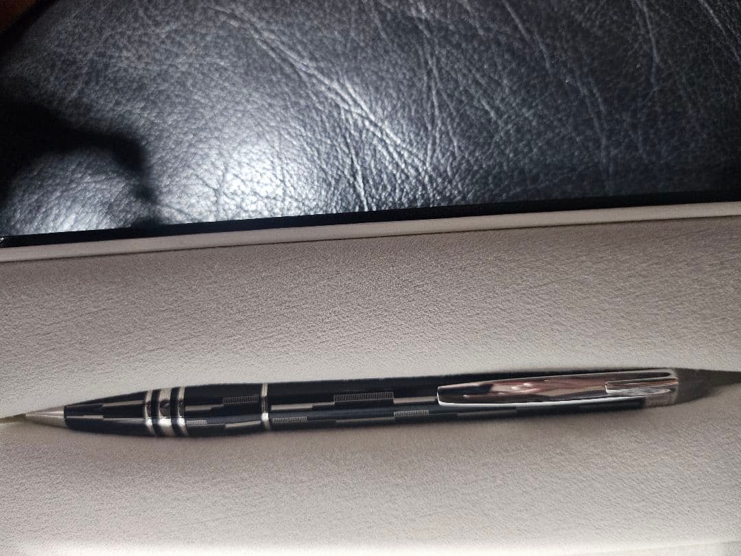 【美品】Montblanc ボールペン スターウォーカーブラックミステリー