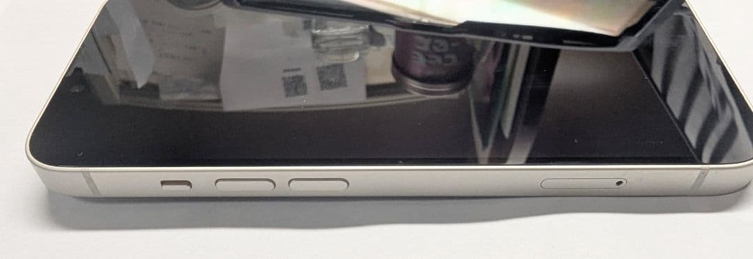 【極美品】 iPhone 14 ホワイト 本体 128GB simフリー