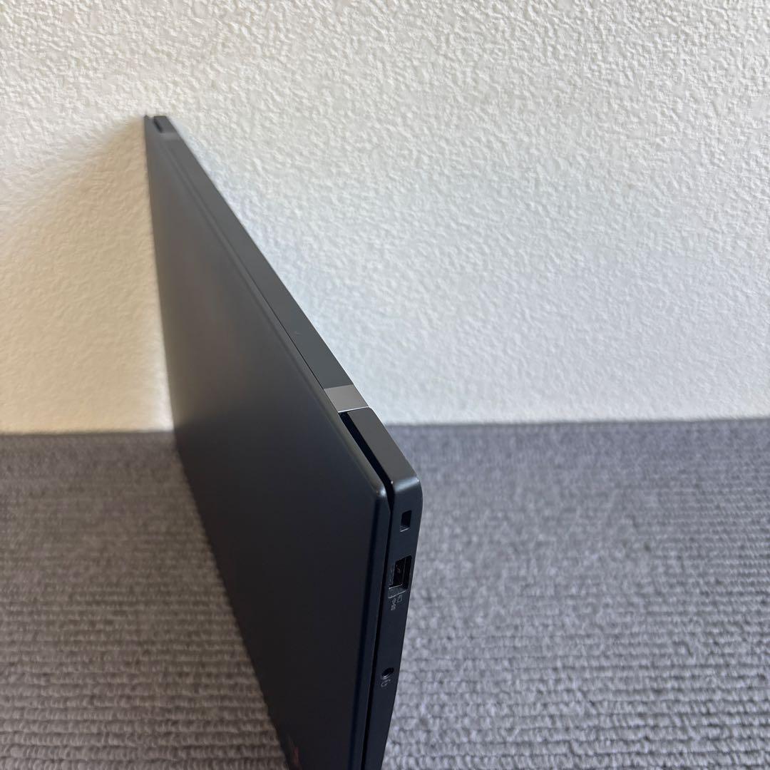 lenovo thinkpad Carbon X1 Gen 9 i5第11世代