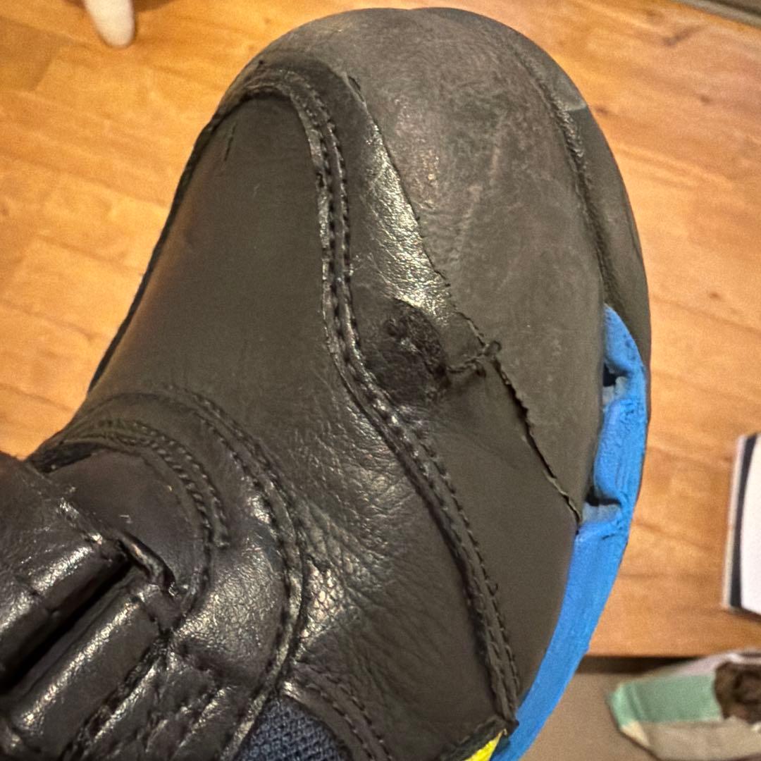asics ハイカット安全靴 黒/青/黄