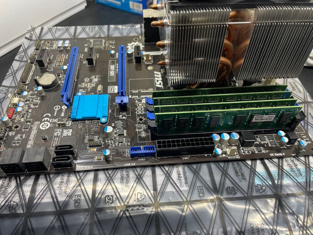 CPU i7-4790 Z87-S01 32GB