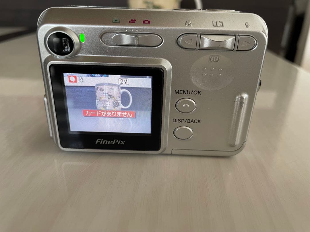 ⭐️人気FUJI FILM FinePixA370デジカメ電池式⭕️希少✨カード付！