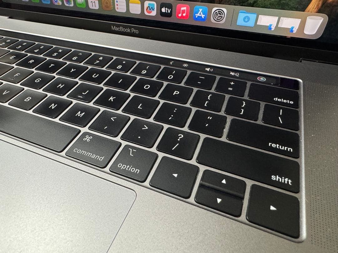 【SSD1TB】MacBook Pro 15インチ i7 USキーボード