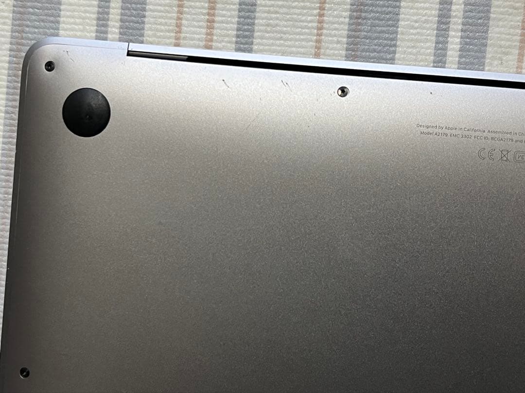 MacBook Air 13インチ (2020) i7/16G/512G