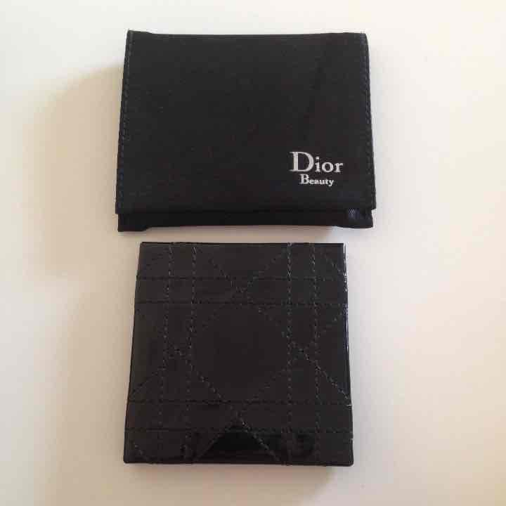 【在庫2個】※要コメント※未使用Diorミラー
